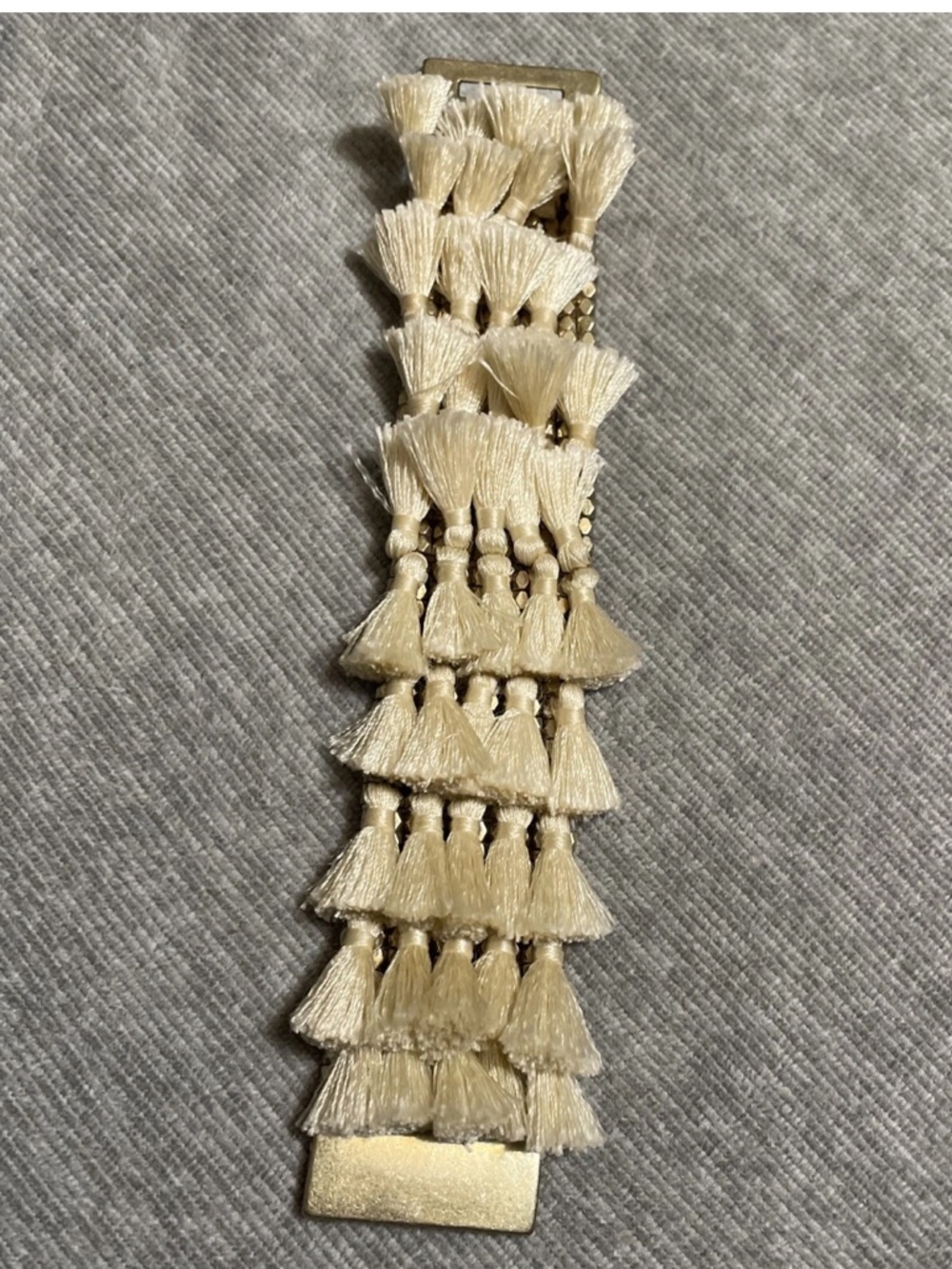 💕Banana Republic Glamour Statement Toggle Bracelet GOLD Fringe Magnet Clasp Cuff